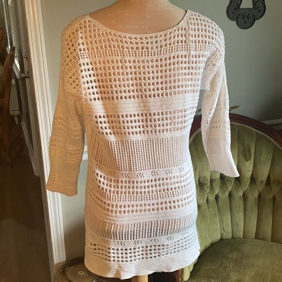 Woven, quarter length top. Women’s M. - Picture 4 of 4